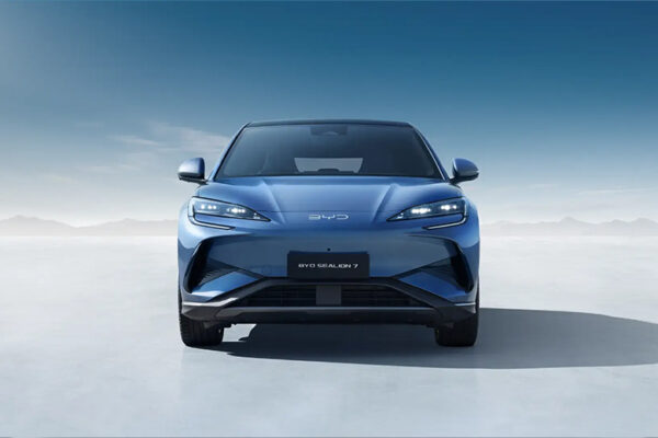 BYD SEALION 7